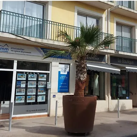 Villa Pavillon En Avec Piscine *